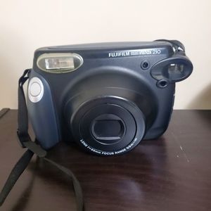 Fujifilm instax 210